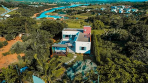 Rancho Próximo Ao Centro de Capitólio e Escarpas do Lago